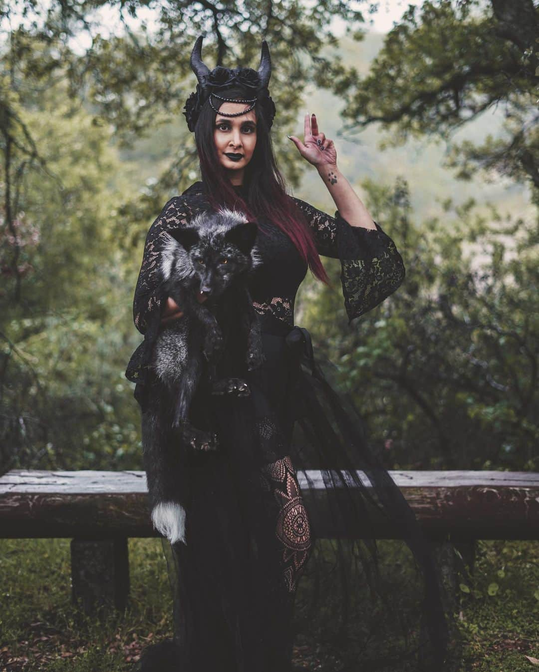 Rylaiさんのインスタグラム写真 - (RylaiInstagram)「Absolute favorite Halloween photos taken during one of our mini Photoshoots w/ @anabeldflux -  featuring the amazing @iamswastishukla and Ambassador Mikhail!  . We just completed our sold out Oct mini- photo sessions with @anabeldflux  and can’t wait to share some of those incredible photos with everyone!! Our November and December mini sessions are already sold out!! We do have a very special fundraiser mini session geared towards children scheduled for Dec 6  With photographer @anabeldflux And hosted by @life_with_mia_nina - This Holiday Winter shoot will feature products by @spirithoods - we only have a few spots left, so contact @life_with_mia_nina for a spot and details!!  . Our Photoshoots allow our Ambassador animals to be captured connecting and bonding with humans in such a beautiful artistic way!! Literally these are pieces of art that we cherish! We are blessed we can offer this opportunity to people to create magic and help support conservation!  Anabel’s fees associated with these shoots are beyond minimal, as she believes in supporting the work the center does and understands the importance of raising visibility. These are geared towards the center receiving donations to help support the care of the animals. We are also blessed to have such an amazing photographer as part of our family!! She has been with us from the very beginning and always willing to share her gifts and talents to help support our conservation efforts!! . . . . #photoshoot #halloween #silverfox #spooky #photography #halloweencostume #halloweenmakeup #conservation #foxes #foxy #foxesofinstagram #foxesofig #animals #animallovers #exotic #furfree #spirithoods #holiday #photowildlife #instadaily #sandiego #socal」10月30日 6時09分 - jabcecc