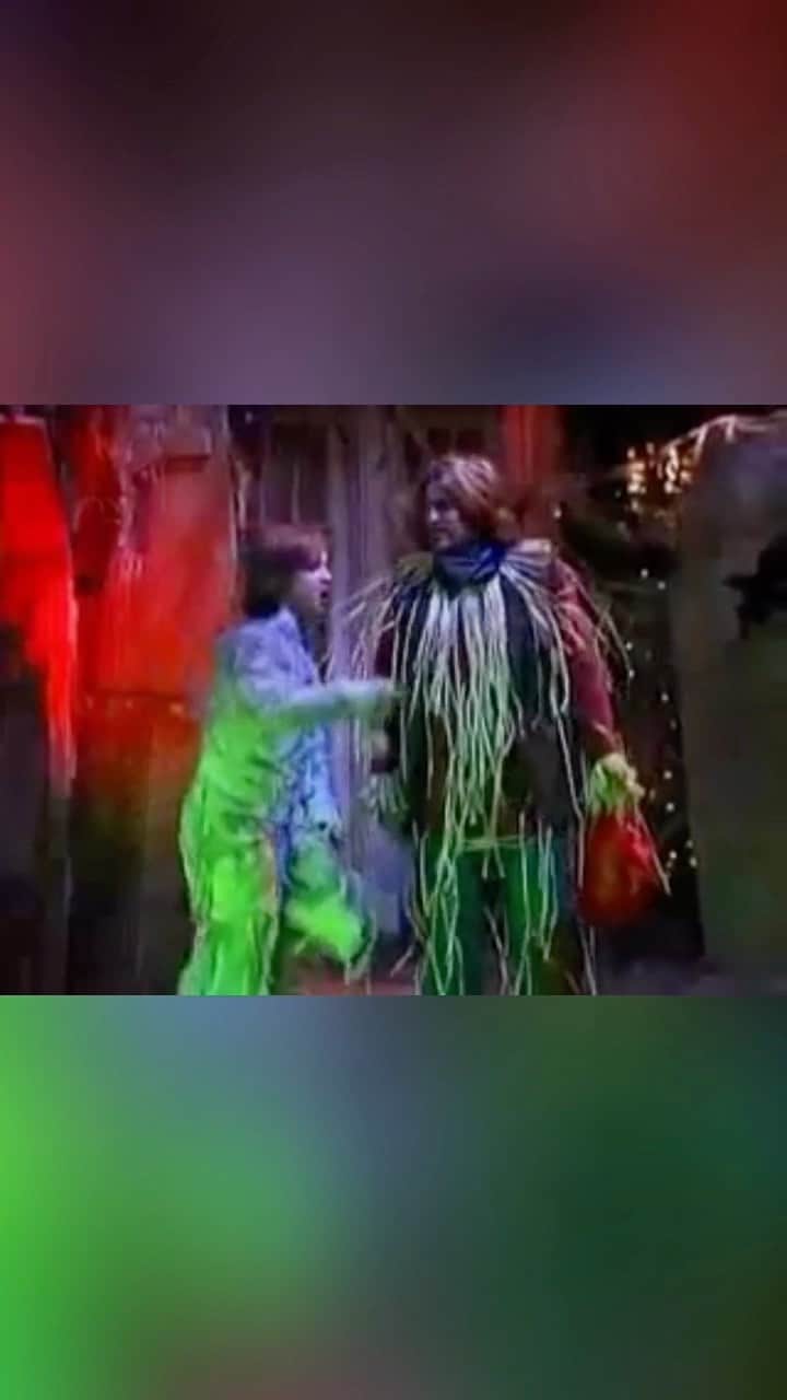 ビリー・レイ・サイラスのインスタグラム：「#HappyHalloween」