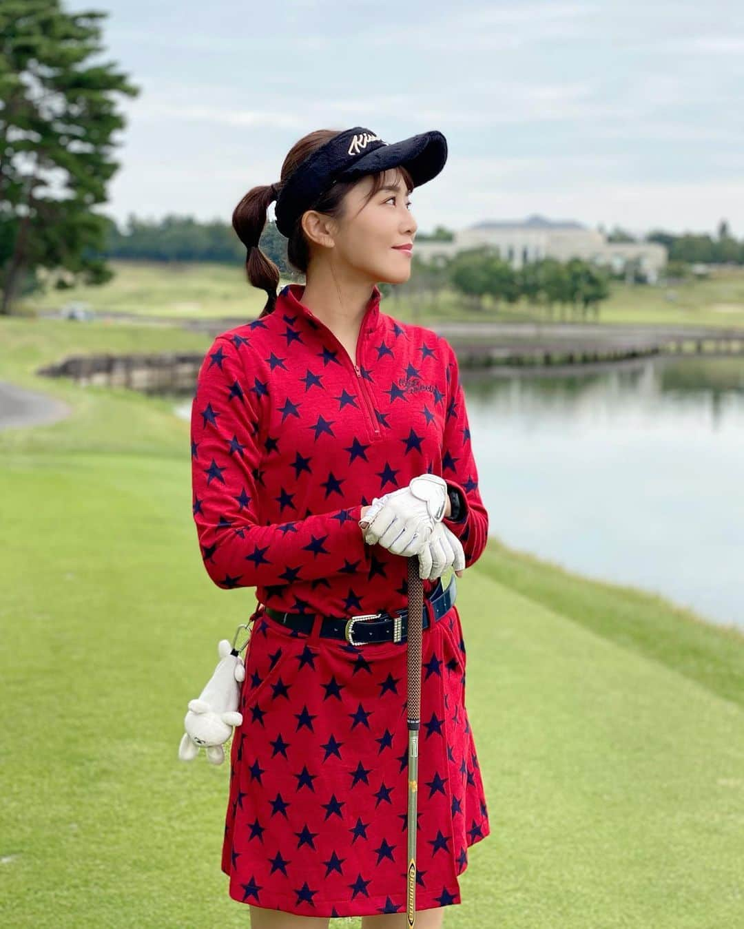 佐野真彩さんのインスタグラム写真 - (佐野真彩Instagram)「おはようございます☀ 先日のゴルフウェア🏌️‍♀️ 全身　@kissonthegreen です。  このボトムス、前から見るとスカートですが、実はキュロットになっているんです🧐楽チン✍✨  #ゴルフウェア #キスオンザグリーン #kissonthegreen  #成田ヒルズカントリークラブ」10月30日 6時40分 - sano.maya