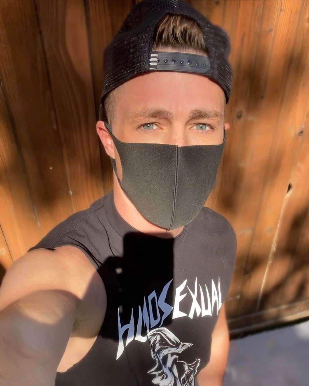 コルトン・ヘインズのインスタグラム：「Just reminding yall that masks save lives, they don’t make u look weak, they go great with Jordans, & we aren’t rounding the turn. I hope y’all are keeping it together leading up to the election...I’m talking to myself, talking to my cat, planning responses to conversations with actual humans in the future, taking too many baths cause I’m always freezing lol, rearranging furniture, playing Pokémon, constantly on Zoom, & basically doing anything I can to stay sane! (Lol I’ll always be a lil crazy but that keeps things interesting 🤗) Sending love to all of yall! ❤️」