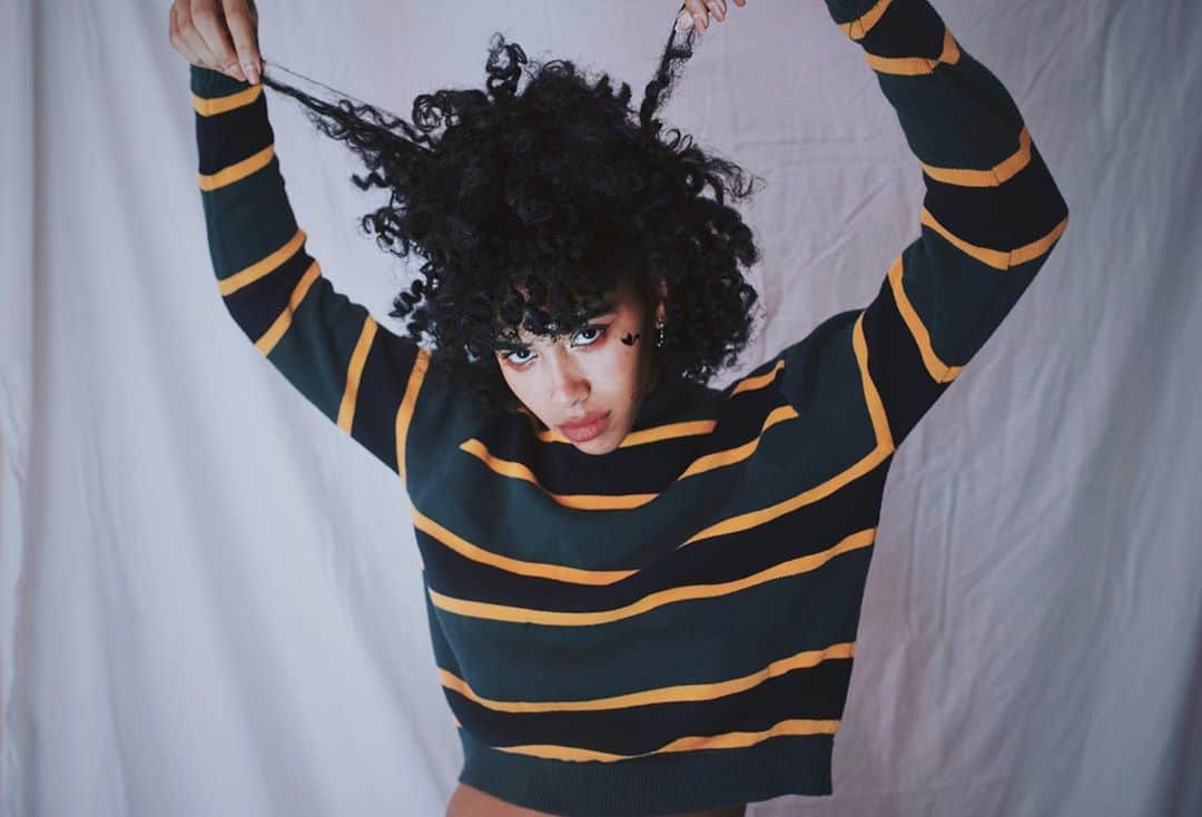 Herizen Guardiolaのインスタグラム：「My new EP DEMON is OUT!!!🖤 it’s been a learning process with growing pains, allowing myself to express how I feel with no self judgment, it’s always nerve-racking releasing new music but I’m glad it’s out there for you all to hear!!!🖤 ~ (link in bio) Big thank you to everyone who was a part of this process love you all thanks for being patient with me  😂💕🙏🏽 ✨  @lola.bitton @brittnahum @karennorbakk @zunai_mayi @nickpalmacci @steliosphili @phinisey @dylanbrady @sonymusicde @richardfairliemusic @dylancolton」