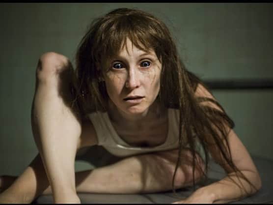 ボニー・モーガンさんのインスタグラム写真 - (ボニー・モーガンInstagram)「#fbf Countdown to Halloween brings us back to my epic exorcism in The Devil Inside by my hopeful and vigilant priests #simonquarterman and #evanhelmuth... don’t worry... in the end I got ’em both 👻 #adventuresofbendybonnie #thedevilinside #possession #excorcism #shenanigans #scaringiscaring #rosa #imascarymonster #imalittledevil #halloweenneverdies #ibite #nooneescapes #bendybonnie」10月30日 12時43分 - bendybonnie