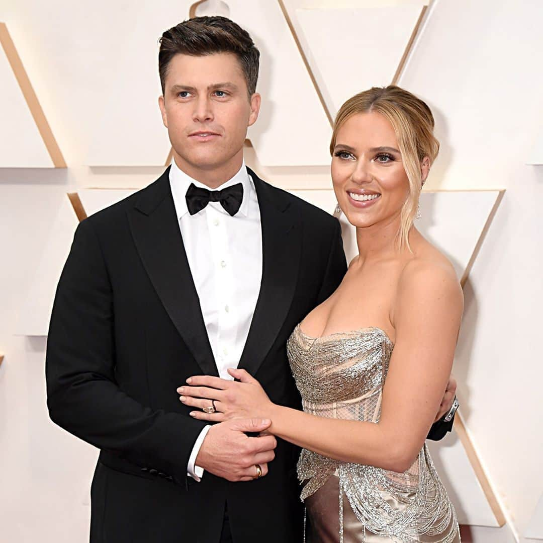 ハリウッド・リポーターさんのインスタグラム写真 - (ハリウッド・リポーターInstagram)「#ScarlettJohansson and #ColinJost are married. More on the intimate ceremony held over the weekend - at the link in bio.」10月30日 7時35分 - hollywoodreporter