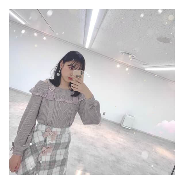 佐藤楓恋さんのインスタグラム写真 - (佐藤楓恋Instagram)「【𝐏𝐨𝐩𝐭𝐞𝐞𝐧】﻿ ﻿ Popteen発売されました✨﻿ 表紙はのんのんさん！ピン表紙😳﻿ おめでとうございます🤍﻿ ﻿ 🍒付録🍒﻿ TOMORROW X TOGETHERのA3両面ポスターです!!﻿ ﻿ 今月もアンケートよろしくお願い致します🙏🤍﻿ アンケートの書き方やハッシュタグについてはまた後ほど投稿させて頂きます🙇‍♀️﻿ ﻿ #popteen  #jc #レギュラーモデル #Popteenレギュラーモデル #popteen芸能部  元 #eダンスキッズ #モデル #配信者 #付録 #LIZLISA #yomorrowXtogether」10月30日 7時52分 - karen_sato_renren