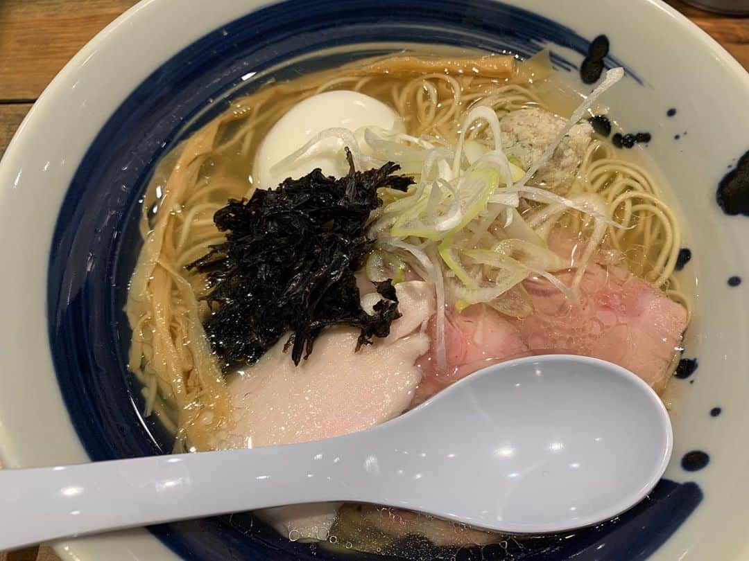 木曽大介さんのインスタグラム写真 - (木曽大介Instagram)「透明なスープながらもしっかりとした魚介の味。美味でした！次は特濃を試してみよう！」10月30日 9時21分 - kisotaro