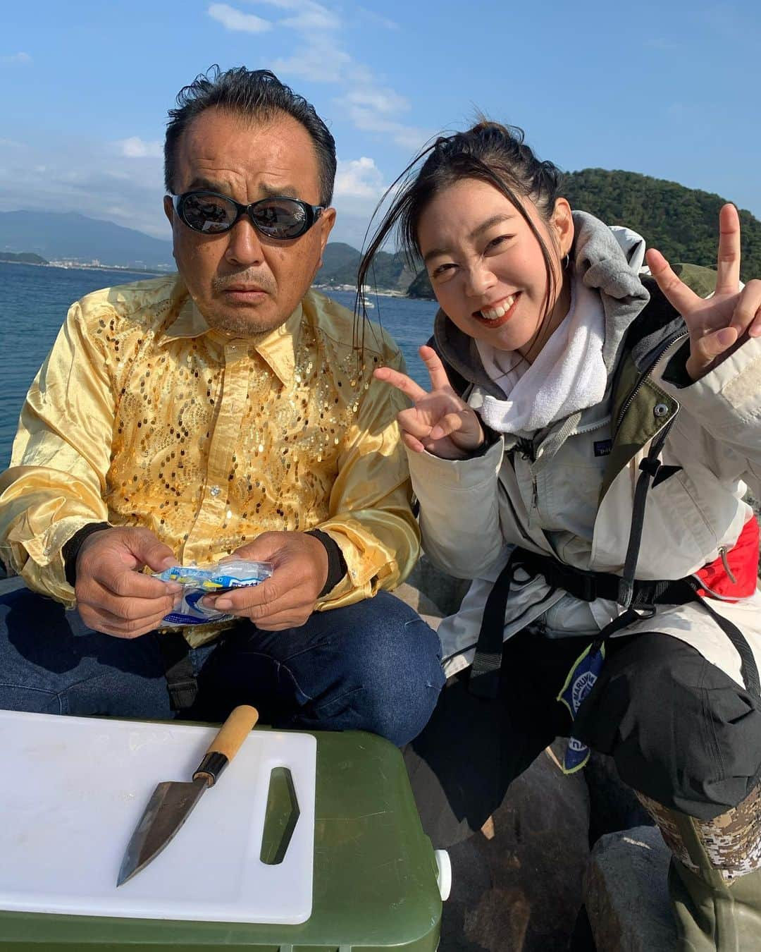 香月ハルのインスタグラム：「今日は愛しのカワハギ釣り🎣 3年ぶりだよ。 会いたかったよ。大好き。 釣るのも食べるのもいっちばん好き！ #ま〜ぼ〜 #九ちゃんフィッシング #釣り #fishing  #カワハギ  #カワハギ釣り #カワハギ肝醤油」