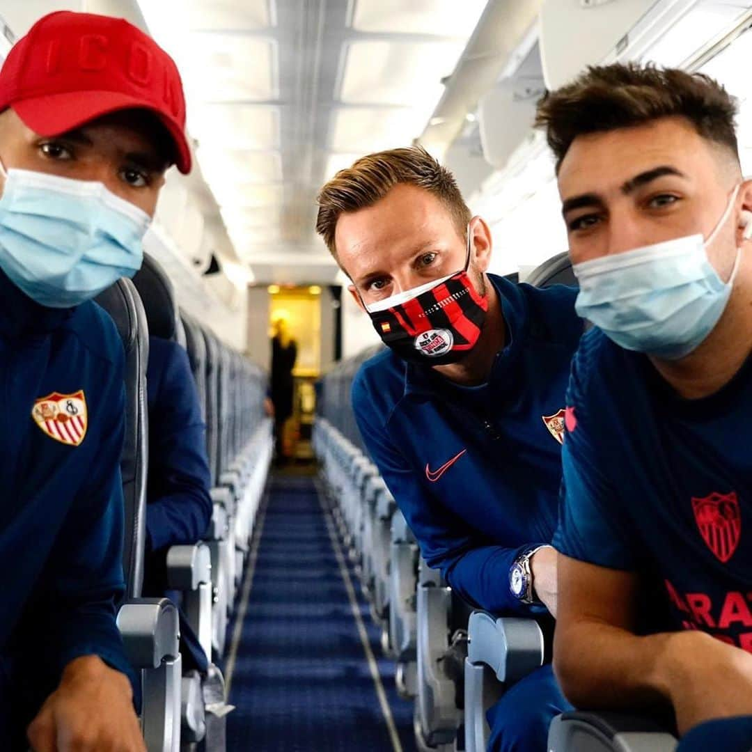 セビージャFCさんのインスタグラム写真 - (セビージャFCInstagram)「✈️ Bilbao  🔜 #AthleticSevillaFC   #WeareSevilla #NuncaTeRindas #vamosmiSevilla」10月30日 21時52分 - sevillafc