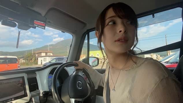 真奈さんのインスタグラム写真 - (真奈Instagram)「はーちゃんの車で 行ってきたよ 大きくなったね はーちゃん😭❤️」10月30日 20時55分 - manatmnt0116
