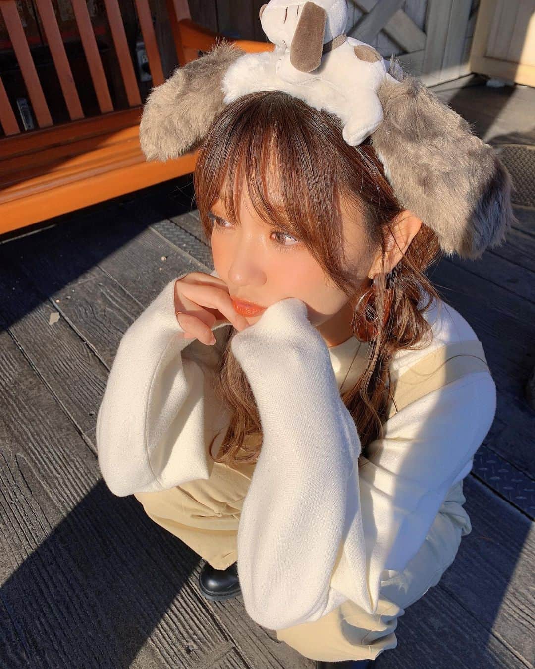 いっちゃん/嶋津 いつみさんのインスタグラム写真 - (いっちゃん/嶋津 いつみInstagram)「. . 休憩室の冷蔵庫の 抹茶パフェの誘惑にも シフォンケーキの誘惑にも勝利して💪🏻 . . 定時30分前の連続救急受入れ要請にも勝利したから👏🏻 . . . 今日は私の完全優勝ね。 . . . . ところで気温が冬過ぎて ビックリする…🙄💨💨💨 . . . . .  #関西  #関西サロモ  #サロンモデル #サロモ #いっちゃん  #フリーモデル #関西モデル  #あざといっちゃん #かわいっちゃん #いっちゃんコーデ #ブライダルモデル #アレンジモデル #ヘアカラー  #ヘアアレンジ #くしゃ顔  #ユニバ #ユニバコーデ」10月30日 21時30分 - istumiiiru