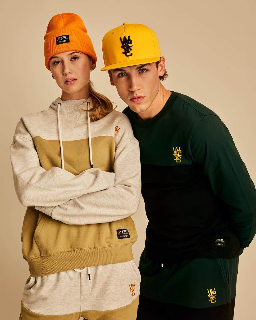 ウィーエスシーのインスタグラム：「Staying cozy this fall in some Colorblock 🍂 Shop all our fall arrivals now. Link in bio.  • • • • • • ​#wesc #wescfall20 #fallarrivals  #wearethesuperlativeconspiracy #wastedyouth #fw20 #fall #collection #pants #fallwear #graphics #hoodie #fallwinter20 #outerwear #lifestyleclothing #cargos #alloverprint #fallclothing #fallstyle #parka #streetwear #ootd #kotd #pacsun #denim #denimondenim #beanie #sweats」