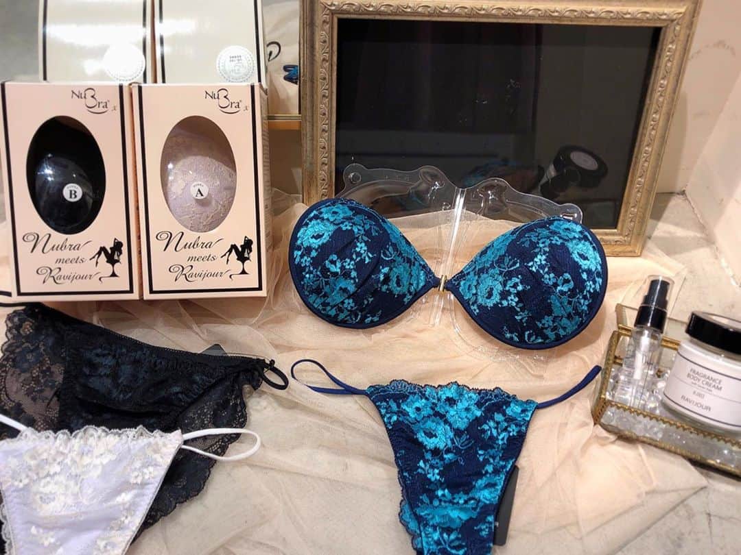 Ravijour札幌4丁目プラザ店のインスタグラム：「#onsale   RAVIJOURオリジナルヌーブラ #ティントレース単品ヌーブラ  のご紹介です✨ 詳しくはブログへ✈  #ラヴィジュール #ravijourstaff  #ravijoursapporo  #ravijour_official」