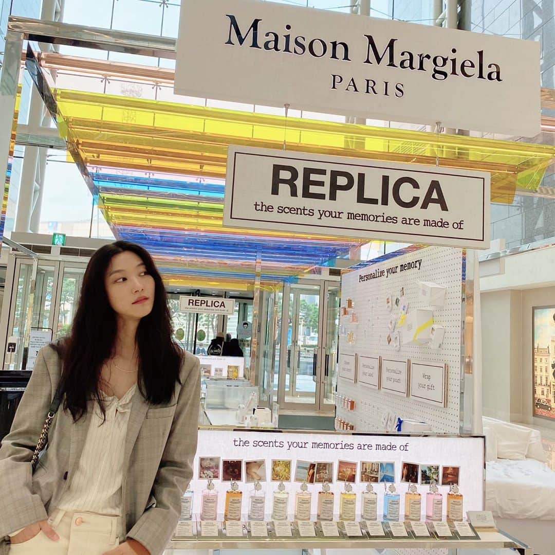 パク・ジヘさんのインスタグラム写真 - (パク・ジヘInstagram)「Finally #Replica is here in Seoul!💥 The pop-up store is open until November 15th. Love all these fragrances💕@maisonmargielafragrances  #광고 #메종마르지엘라 #메종마르지엘라레플리카」10月30日 13時48分 - jihyeparkjhp