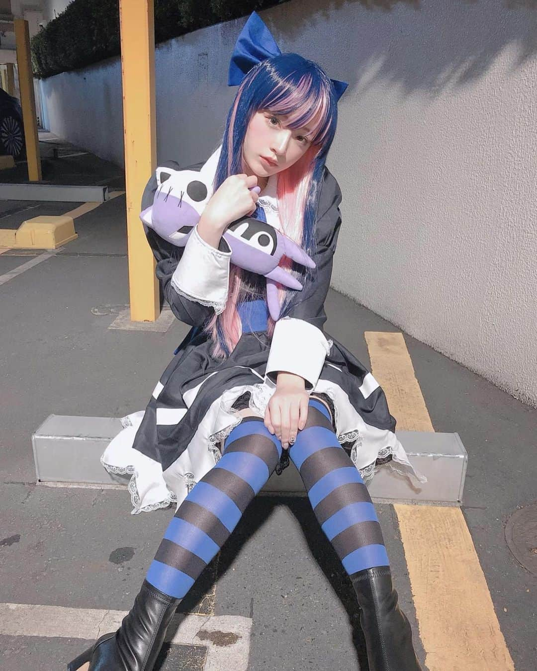 巴奎依さんのインスタグラム写真 - (巴奎依Instagram)「💙🖤💙 #pantyandstocking #pantyandstockingwithgarterbelt #cosplay #halloween」10月30日 14時37分 - kei_tomoe_official