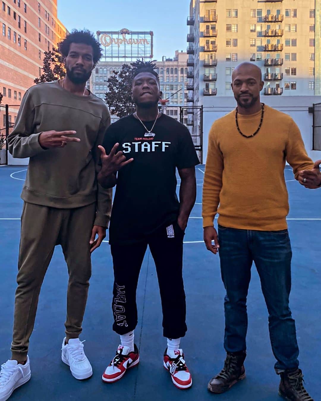 ネイト・ロビンソンのインスタグラム：「Good seeing my bro’s today in LA @lazarhayward x @kingkerel」