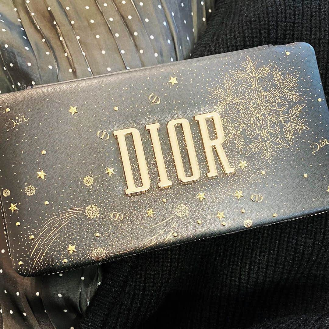 鬼頭明里さんのインスタグラム写真 - (鬼頭明里Instagram)「買ったの届いた🥰  #dior」10月30日 15時26分 - akarikito1016