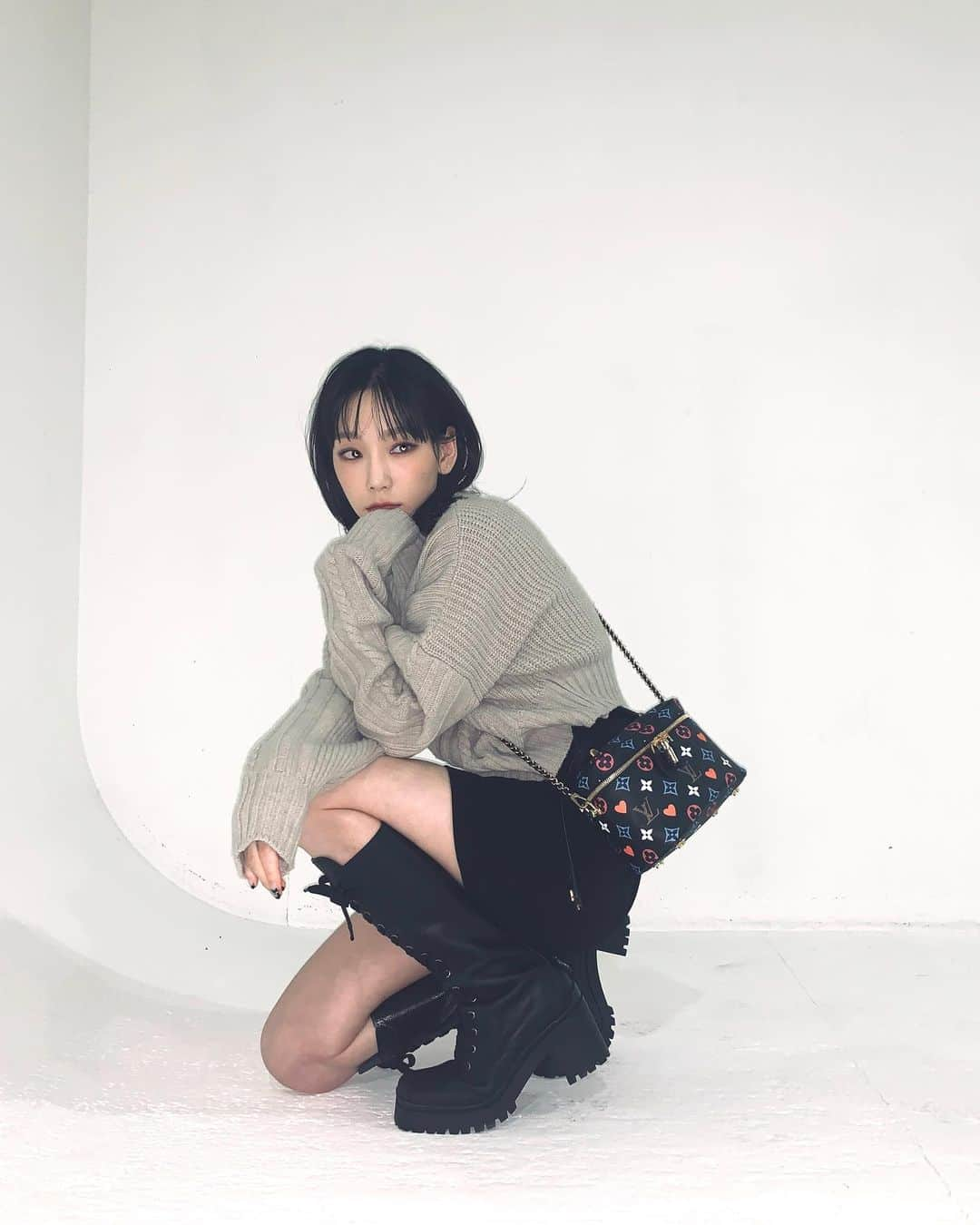 テヨン さんのインスタグラム写真 - (テヨン Instagram)「#광고 @louisvuitton 🍁」10月30日 17時00分 - taeyeon_ss