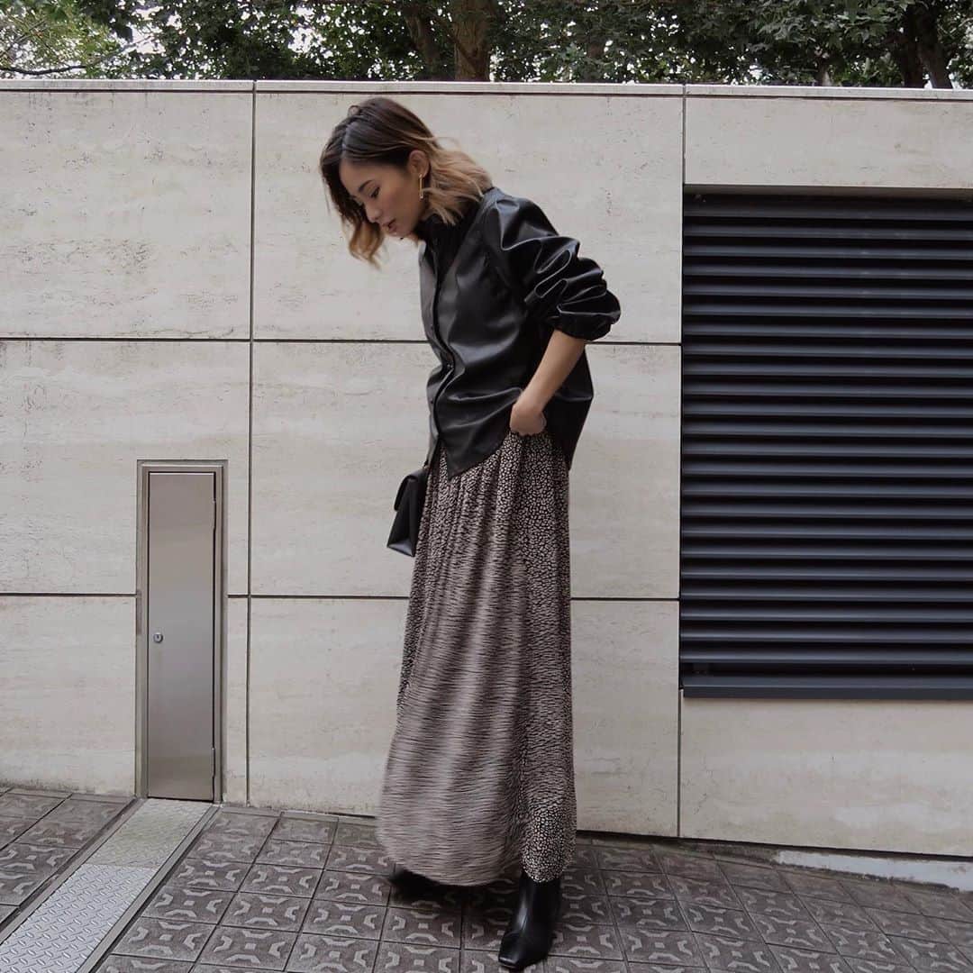 宮本沙恵のインスタグラム：「レオパード×レザーってハードで可愛い🖤🐆 . #myshawty#code」