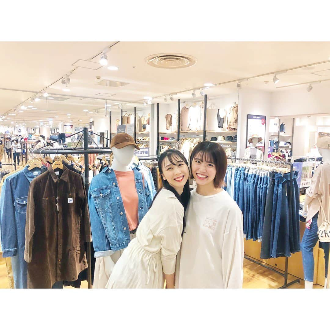 彩香さんのインスタグラム写真 - (彩香Instagram)「＊ #イオンモール下田店 @righton_pr 💙 スタッフのみなさんも本当に温かいし、青森県では下田店にしかない！というようなレアなアイテムもあるので、みんなもイオンモール下田店のRight-onで一緒にファッションを楽しましょ〜♪ ＊ ＊ ＊ #イオンモール下田 #イオンモール #25周年 #祝25周年 #記念 #righton #ringomusume #コラボ企画」10月30日 17時17分 - saika_ringomusume