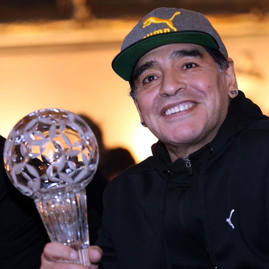 サッカーイタリア代表さんのインスタグラム写真 - (サッカーイタリア代表Instagram)「Buon 6⃣0⃣° compleanno Diego Armando #Maradona Membro della Hall of Fame del Calcio Italiano ⭐️ . Happy 60th Birthday to Diego Maradona, member of the Italian Football Hall of Fame ⭐ . L'articolo 👉 www.figc.it . . #VivoAzzurro」10月30日 17時10分 - azzurri