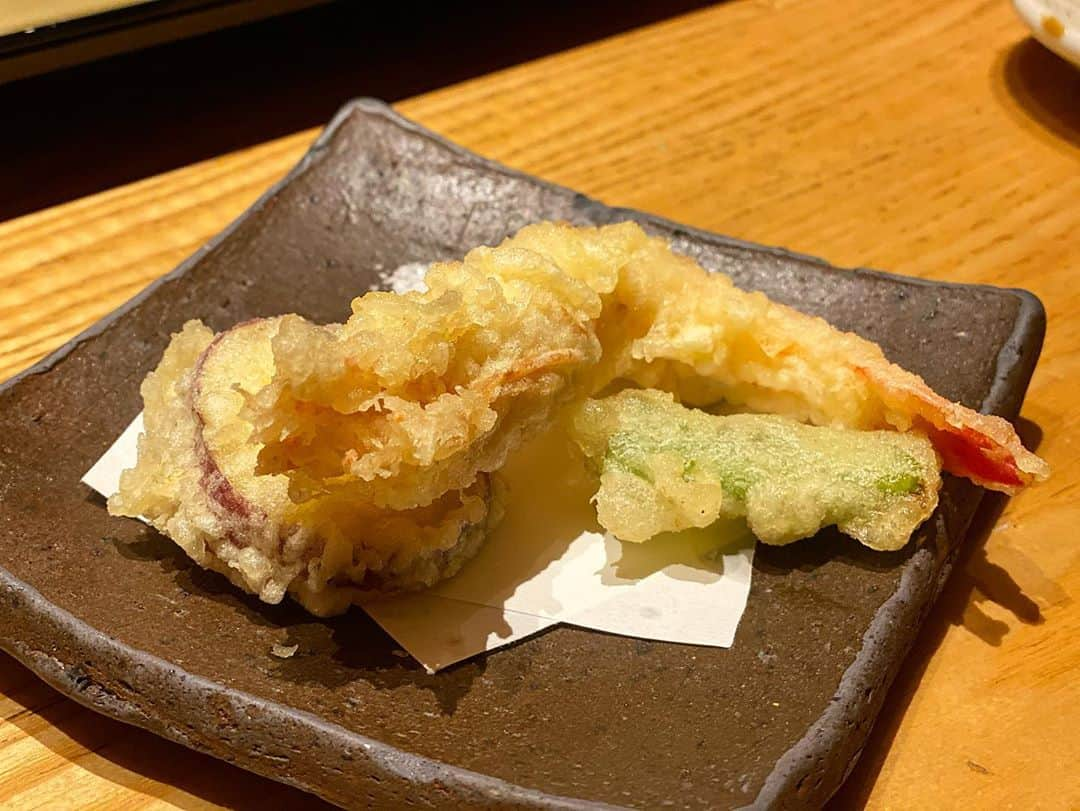 太田莉加さんのインスタグラム写真 - (太田莉加Instagram)「･﻿ ･﻿ 最近、魚を食べることは﻿ 全くと言っていい程なくなったけど﻿ 久々に食べたよ🐟﻿♡ ボリューム満点でお腹いっぱい🤭 ﻿ ﻿ #久々の魚#魚料理#ボリューム満点#りかぱんだグルメ」10月30日 17時27分 - rikapanda.official