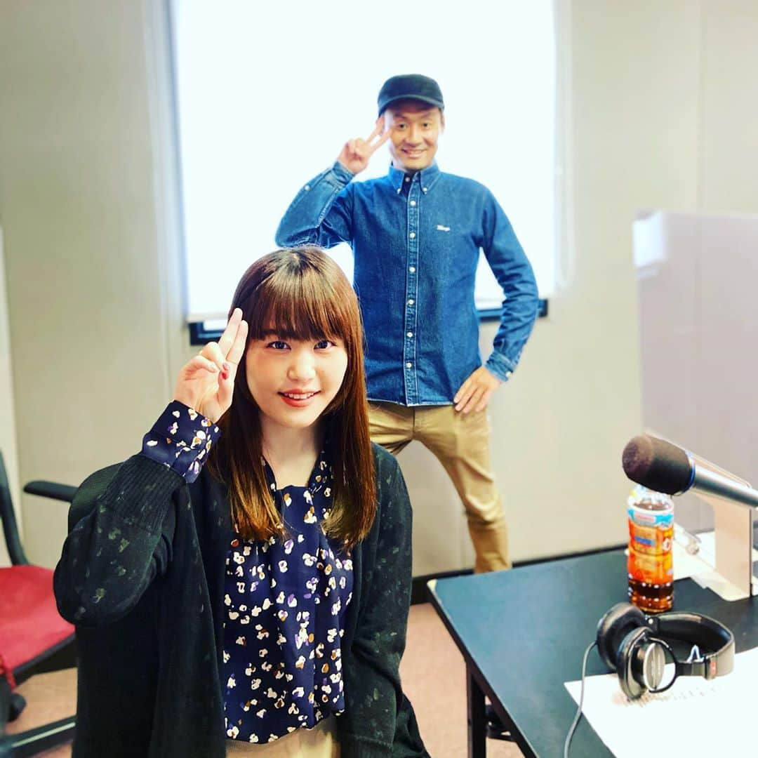 Negiccoさんのインスタグラム写真 - (NegiccoInstagram)「﻿ FM-NIIGATAの、﻿ もっくんこと、﻿ 清野幹さん。﻿ ﻿ それぞれソロのプロモーションで、﻿ 「Gottcha!!」に、﻿ 出演させていただきました！﻿ ﻿ #Gottcha﻿ #清野幹 さん﻿ #Negicco﻿ #Nao☆﻿ #Kaede」10月30日 17時40分 - negicco_official