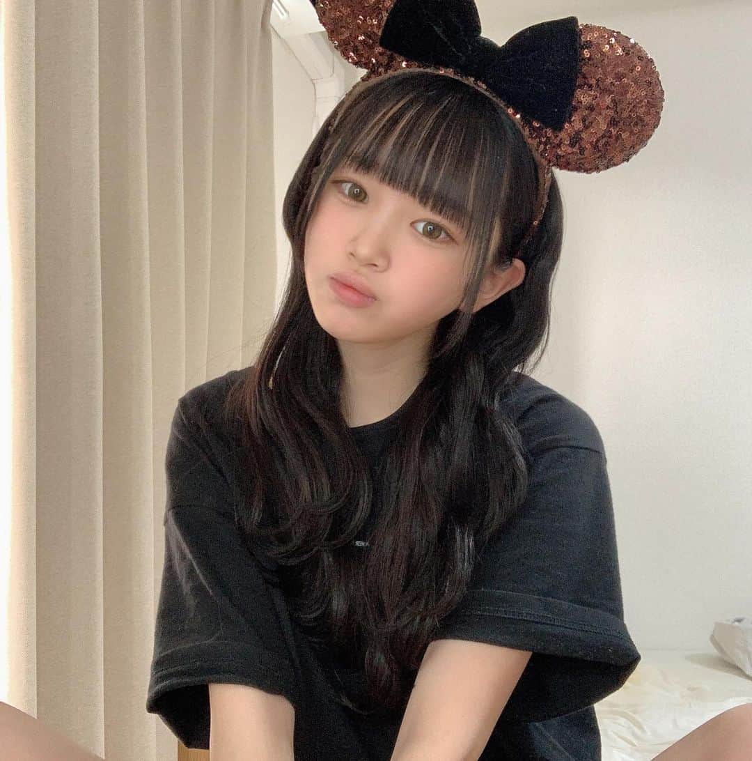 平野夢来（ゆぴぴ）のインスタグラム：「おうちディズニーってやつ🌙 前髪＼＼」