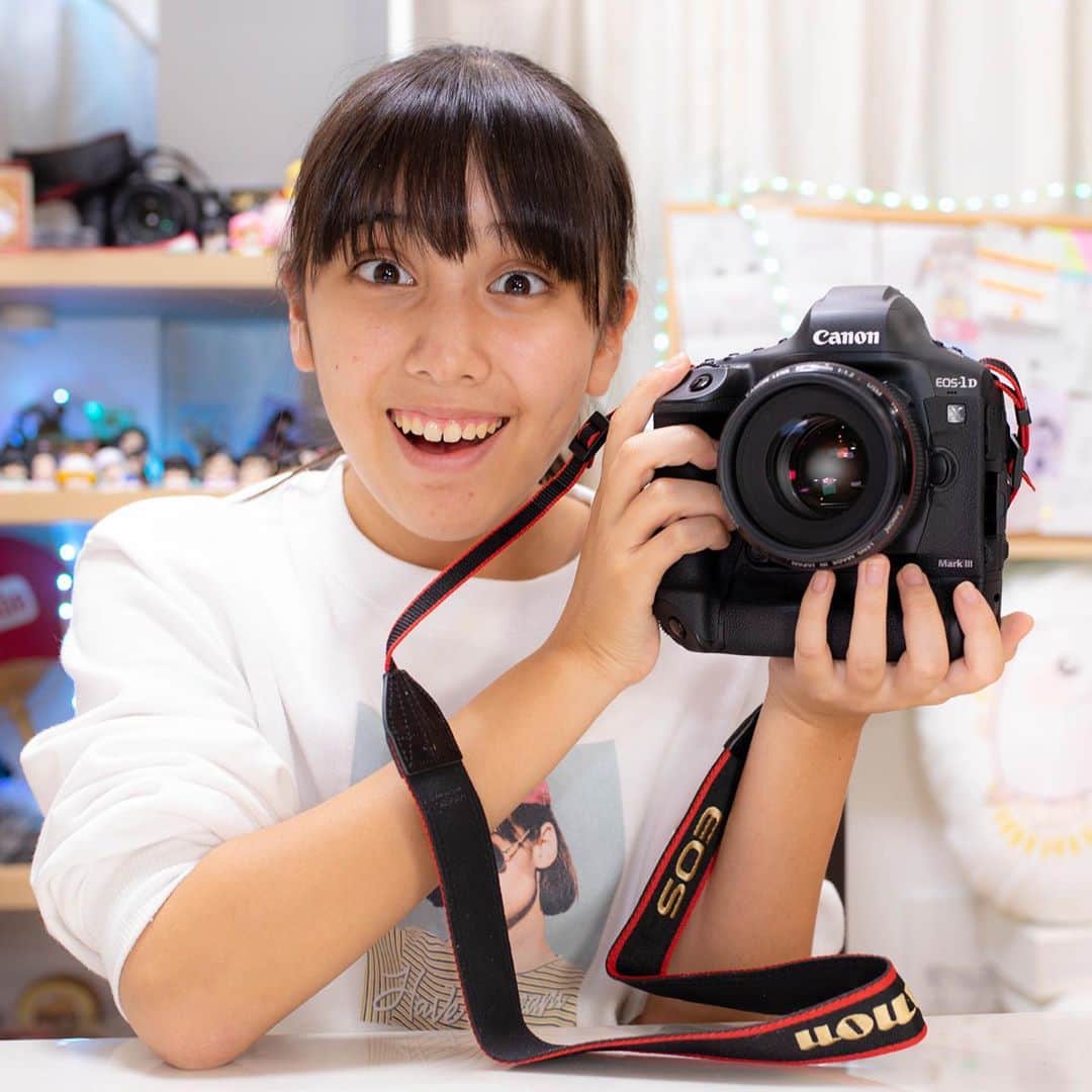 りくさんのインスタグラム写真 - (りくInstagram)「これから良い動画が撮れるようにお父さんが買いました✨お父さんよろこんでます💕　#カメラ #プロカメラ #canon #キャノン #一眼レフ #1dxmarkiii #1dx #filmaker」10月30日 17時46分 - riku_chan.rocky