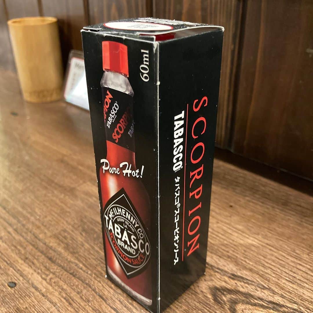 のインスタグラム：「辛さを堪能！ #タバスコ #スコーピオンペパー #ピュアホット #辛さ10倍」