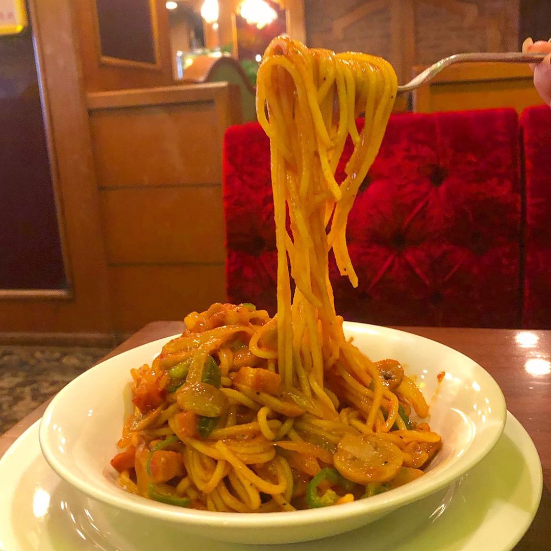 MOEKAのグルメインスタ