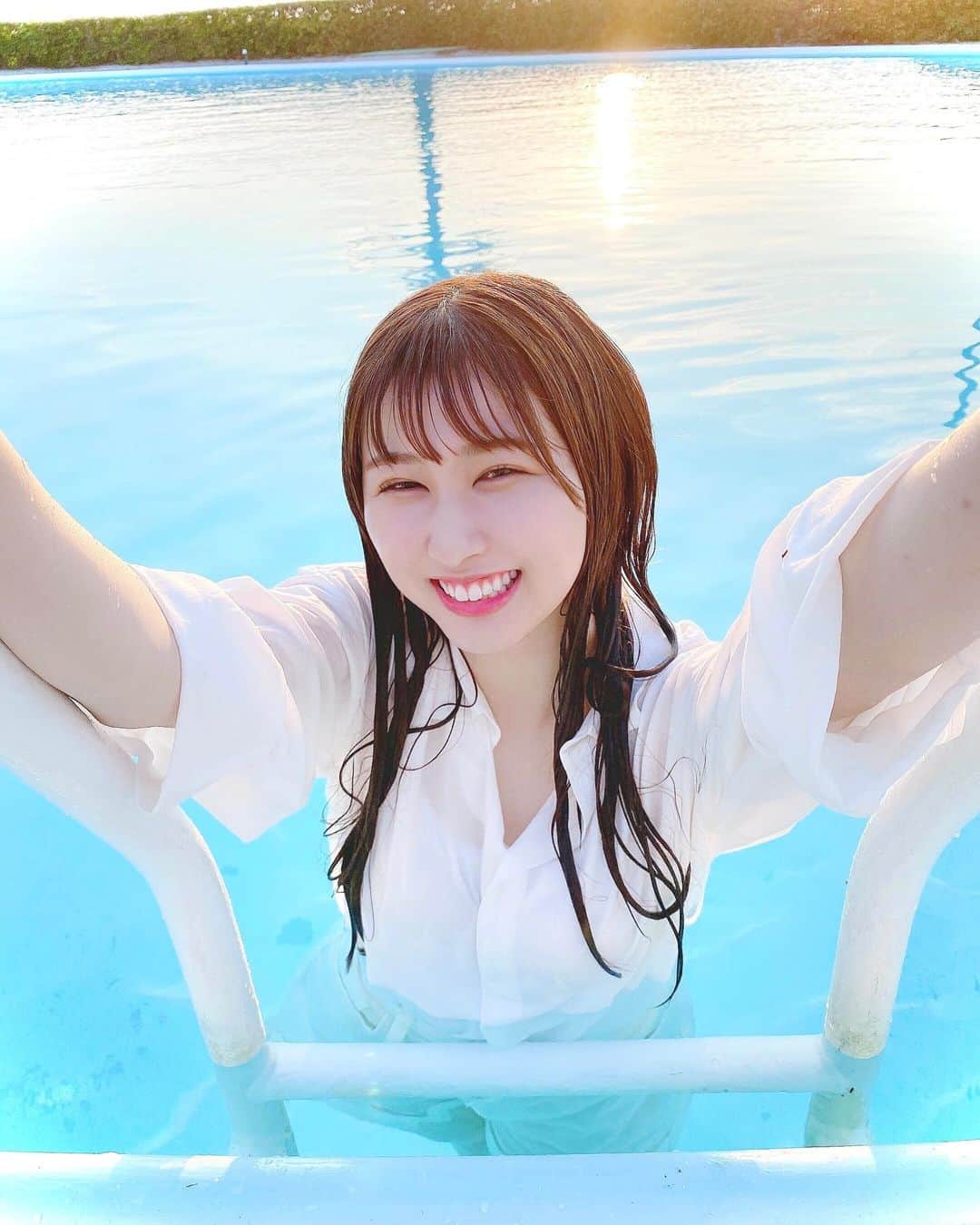 山本杏奈さんのインスタグラム写真 - (山本杏奈Instagram)「🧜🏻‍♀️🐚🧜🏻‍♀️ リップシーンは初めてプールの中で…☆*。  たのしかった♡」10月30日 19時19分 - yamamoto_anna_