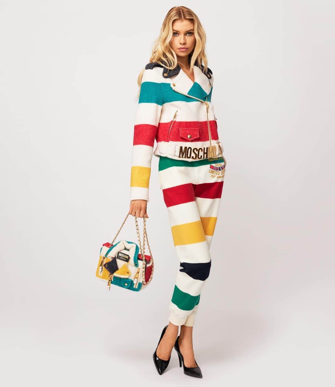 ジェレミー・スコットのインスタグラム：「EXCITED TO UNVEIL THE SPECIAL CAPSULE COLLECTION THAT I’VE CREATED FOR @hudsonsbay WITH THEIR ICONIC STRIPED BLANKET TO CELEBRATE THEIR 350 YEAR ANNIVERSARY ! @stellamaxwell WEARING A WOOL BIKER JACKET & BIKER PURSE WITH COMBED FLEECE EMBROIDERED SWEAT PANTS PHOTOGRAPHED BY @marcus_mam」