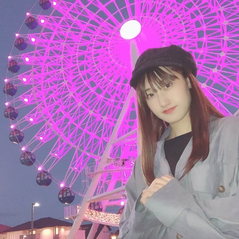 のインスタグラム：「私と夜の観覧車デート🎡 してくれませんか？  里菜☺️  #観覧車 #ライトアップ #三井アウトレットパーク #どうかな」
