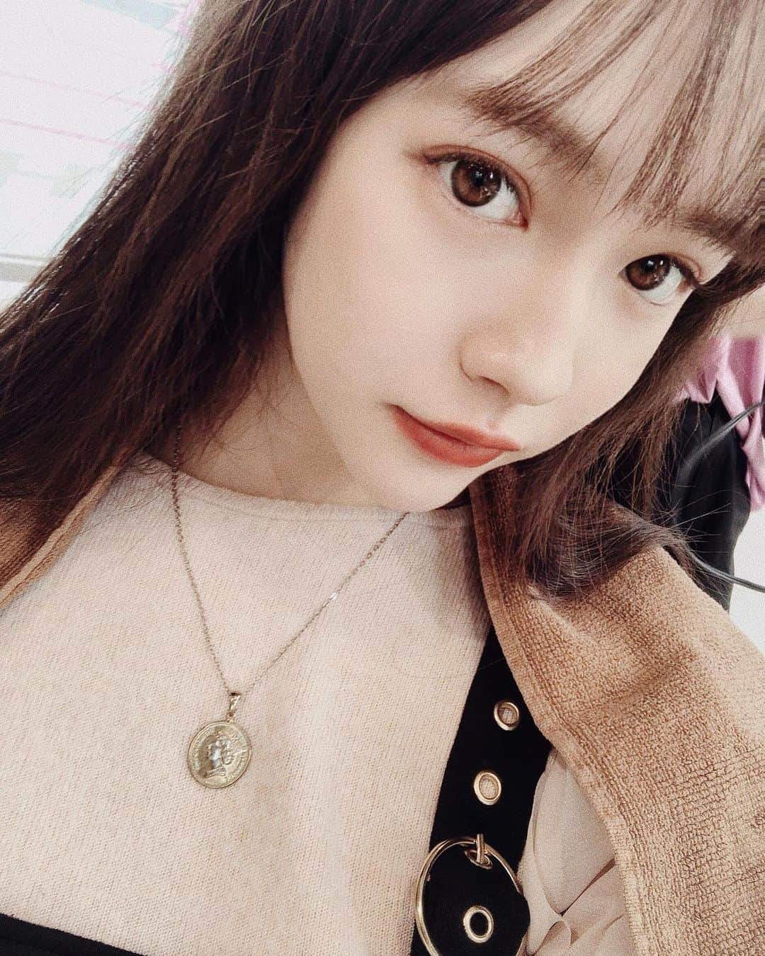 ナタリア聖奈さんのインスタグラム写真 - (ナタリア聖奈Instagram)「・ ・ ブラウンの季節、秋がやって来たね💭🌰 ・ #ナタリア聖奈 #ljk #秋カラー #ブラウンカラー #オレンジメイク #ナチュラル #透明感」10月6日 21時40分 - _natamilk_