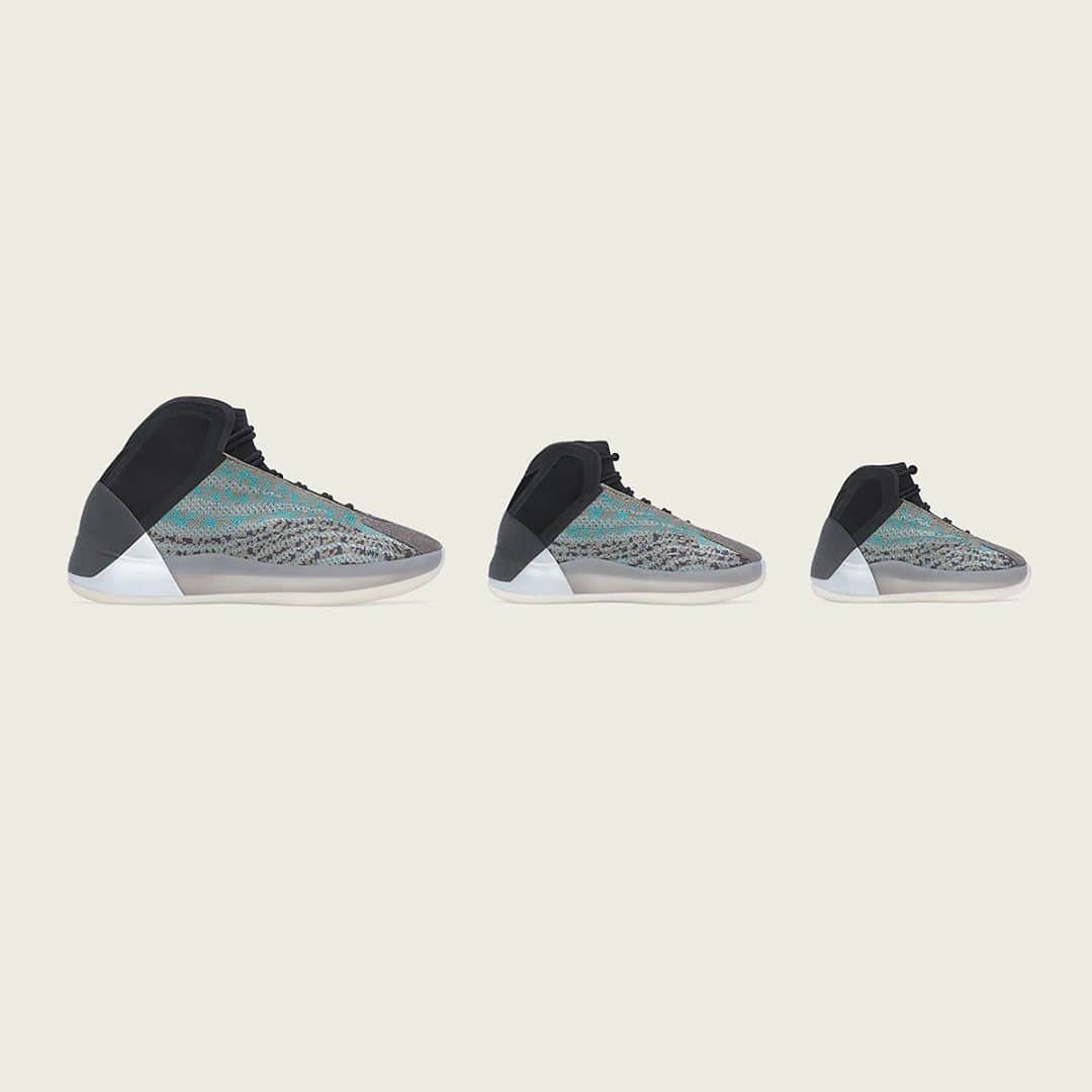 のインスタグラム：「YZY QNTM TEAL BLUE. AVAILABLE GLOBALLY OCTOBER 10 AT ADIDAS.COM/YEEZY, ON CONFIRMED IN THE UNITED STATES AND ON THE ADIDAS APP IN SELECT COUNTRIES.」