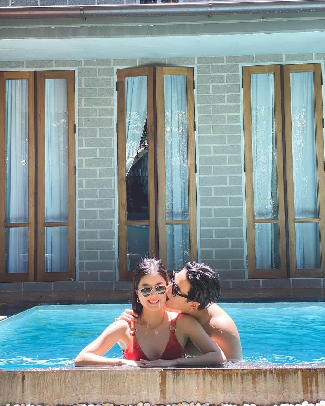 GYEON SEOのインスタグラム：「_* can u feel my goosebumps 🥴 . . ขนลุกไปทั้งตัว  #hunzgmemo」