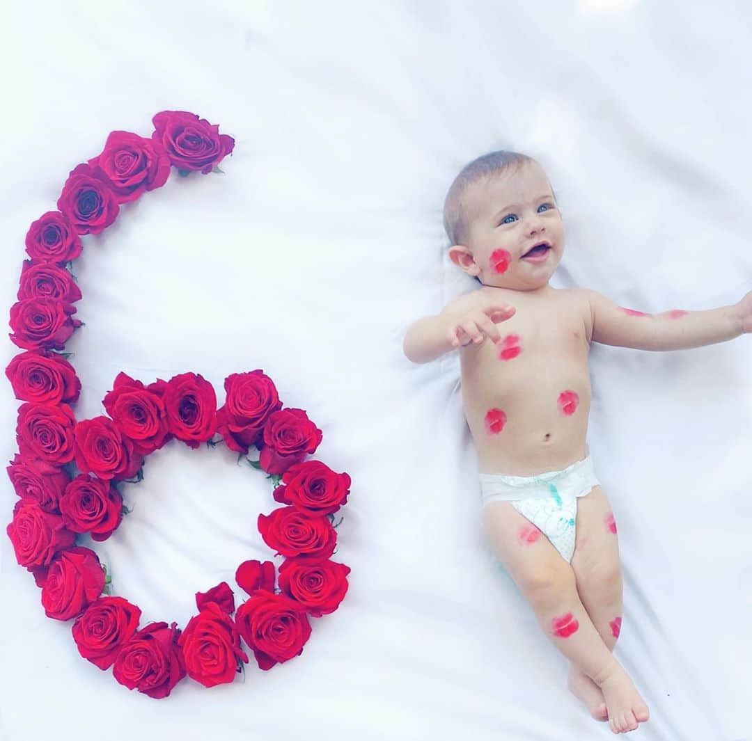 のインスタグラム：「6 meses🌹」