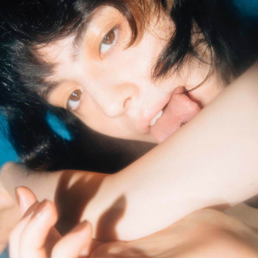 神戸健太郎さんのインスタグラム写真 - (神戸健太郎Instagram)「#mywork📸#dreck.magazine#skin#beautyshoot」10月6日 23時16分 - kanbepouty