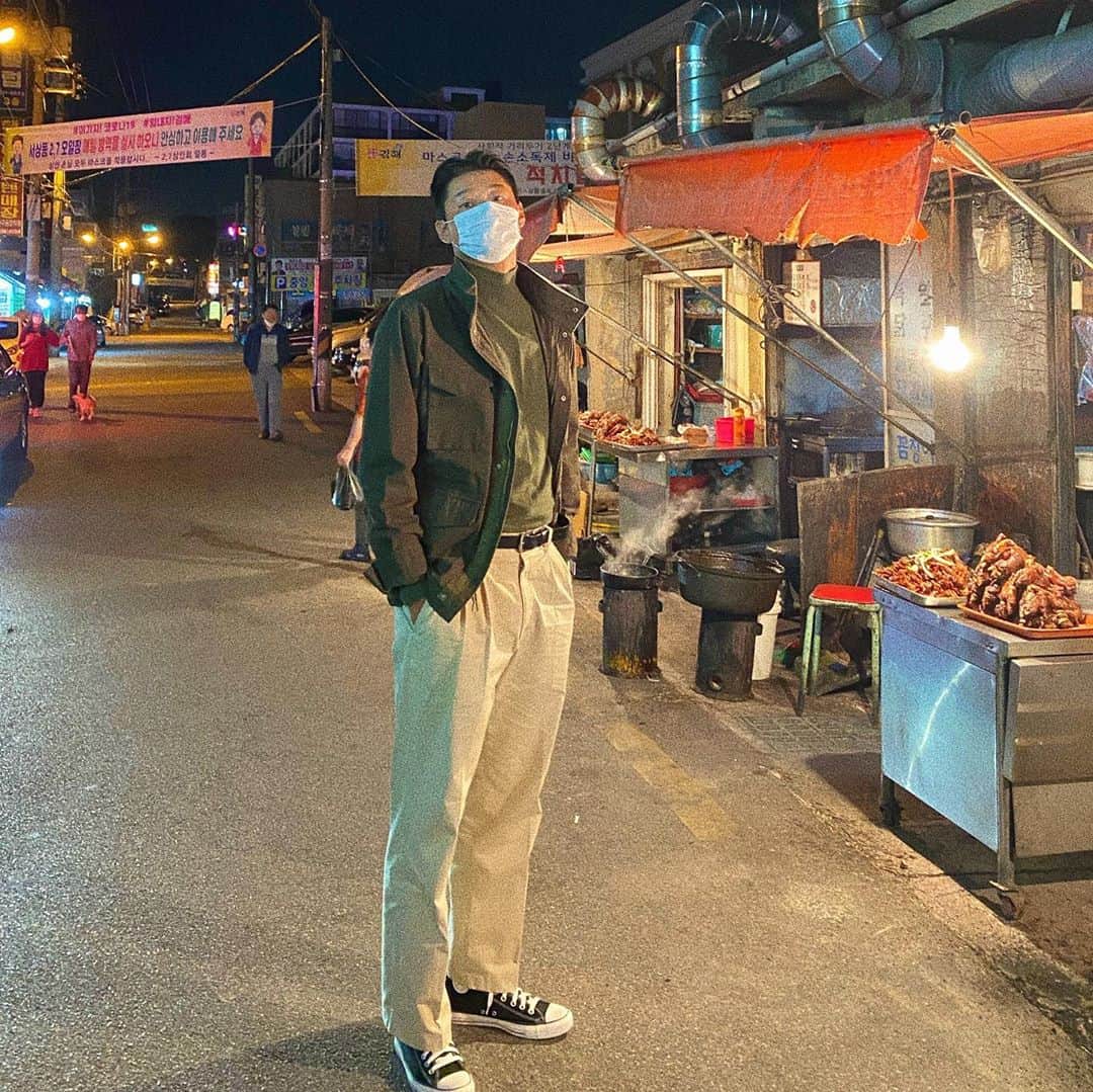 イム・ジンウのインスタグラム：「많은것들을 느끼고 배웠던 365일 축구,옷 우리가 꿈꾸는 미래와 목표  이루어나가면서 멋지게  살아보자 갱아 2020.10.03 1주년 - #축구 #옷 #패션 #럽스타그램」