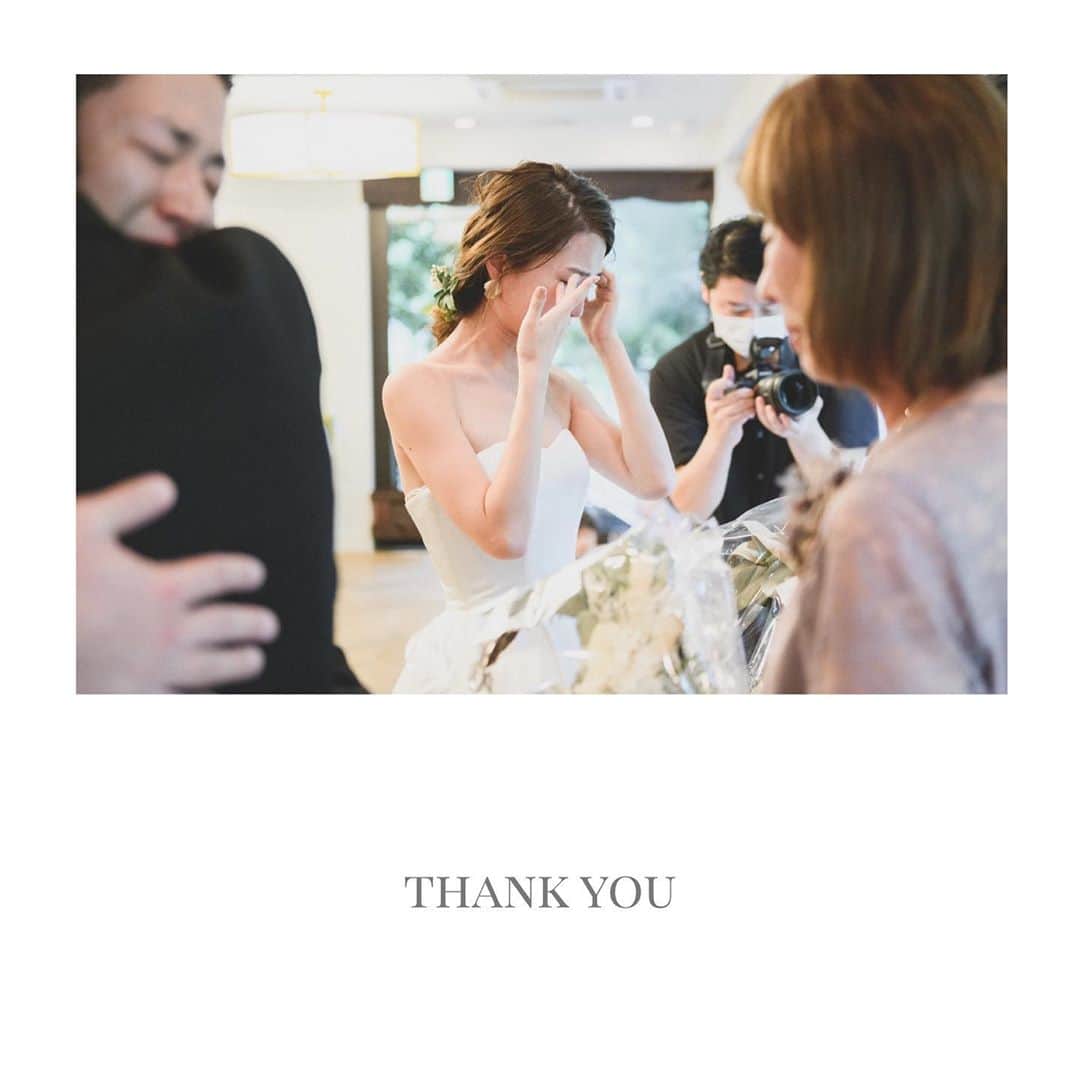 日比谷パレスさんのインスタグラム写真 - (日比谷パレスInstagram)「《 Thank you 》 .  ー 5 . July Hibiya Palace  こんな時だからこそ改めて感じること、 改めて伝えたいこと、形にしたい想いが きっとたくさんあると思います。  素直なお気持ちを真っ直ぐに伝えられる 温かな結婚式は、ご親族婚ならでは。 . . florist : @raque_rie sound : @soundcouture_haru hair&make : @maisondeblanche photo : @maisondeblanchephoto coordinator : @hayato_takami . . . ▶︎▶︎ YouTube 更新中 channel / PRIOR RESTAURANT & WEDDINGS . ▶︎▶︎ IGTV 更新中 アカウントトップページよりご覧頂けます。 . ご結婚式本番の映像もご紹介中！ ぜひご覧ください🎬🌿 . . ------------------------------------------ . . #日比谷パレス  #日比谷公園 #一軒家貸切 #一軒貸切ウェディング #大人ウェディング #大人婚 #大人婚プレ花嫁 #上質な空間 #上質ウエディング #卒花レポ #日比谷パレス花嫁 #東京花嫁 #東京レストラン #式場探し #プロポーズ #ガーデンウェディング #レストランウェディング #プレ花嫁準備 #ウェディングレポ #ウェディングフォト #hibiyapalace #hibiyapark #michelin #provance #provancestyle #gastronomy #restaurantwedding #prewedding #prebridal」10月6日 23時36分 - hibiyapalace_wedding