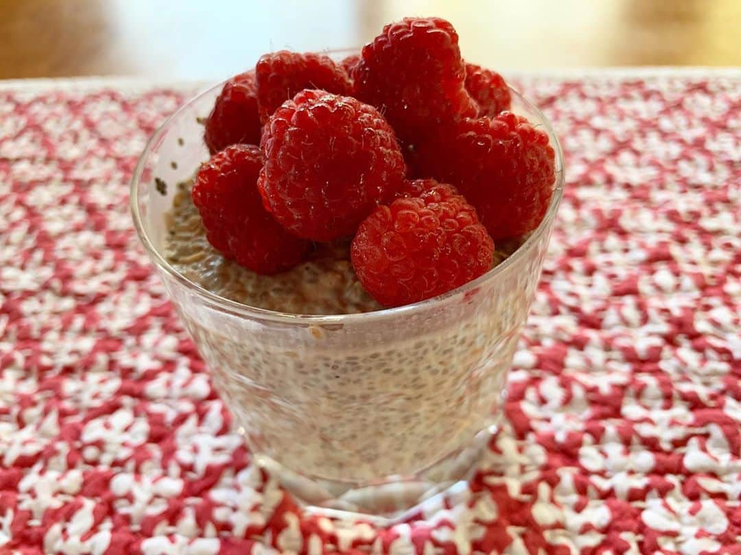 Monday満ちるさんのインスタグラム写真 - (Monday満ちるInstagram)「Today’s overnight oatmeal #hearthealth」10月7日 0時53分 - mondaymichiru