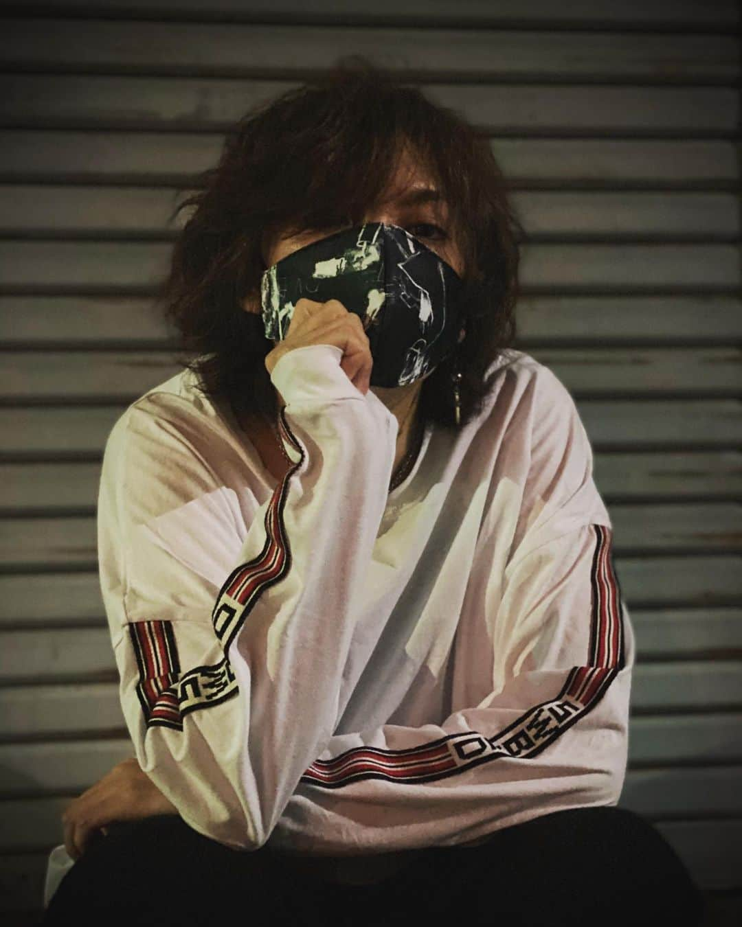 鋲のインスタグラム：「GOOD NIGHT★﻿ ﻿ #byo #switchblade #スイッチブレード #guernika #ゲルニカ #fashion #mask #マスク #tokyo #swag」