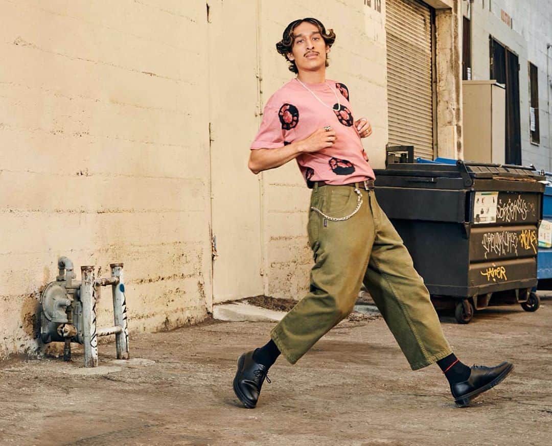 サキャスティックのインスタグラム：「@insomniacltd FALL 2020. Available online now. Link in bio.  📸 @daniellelevitt」