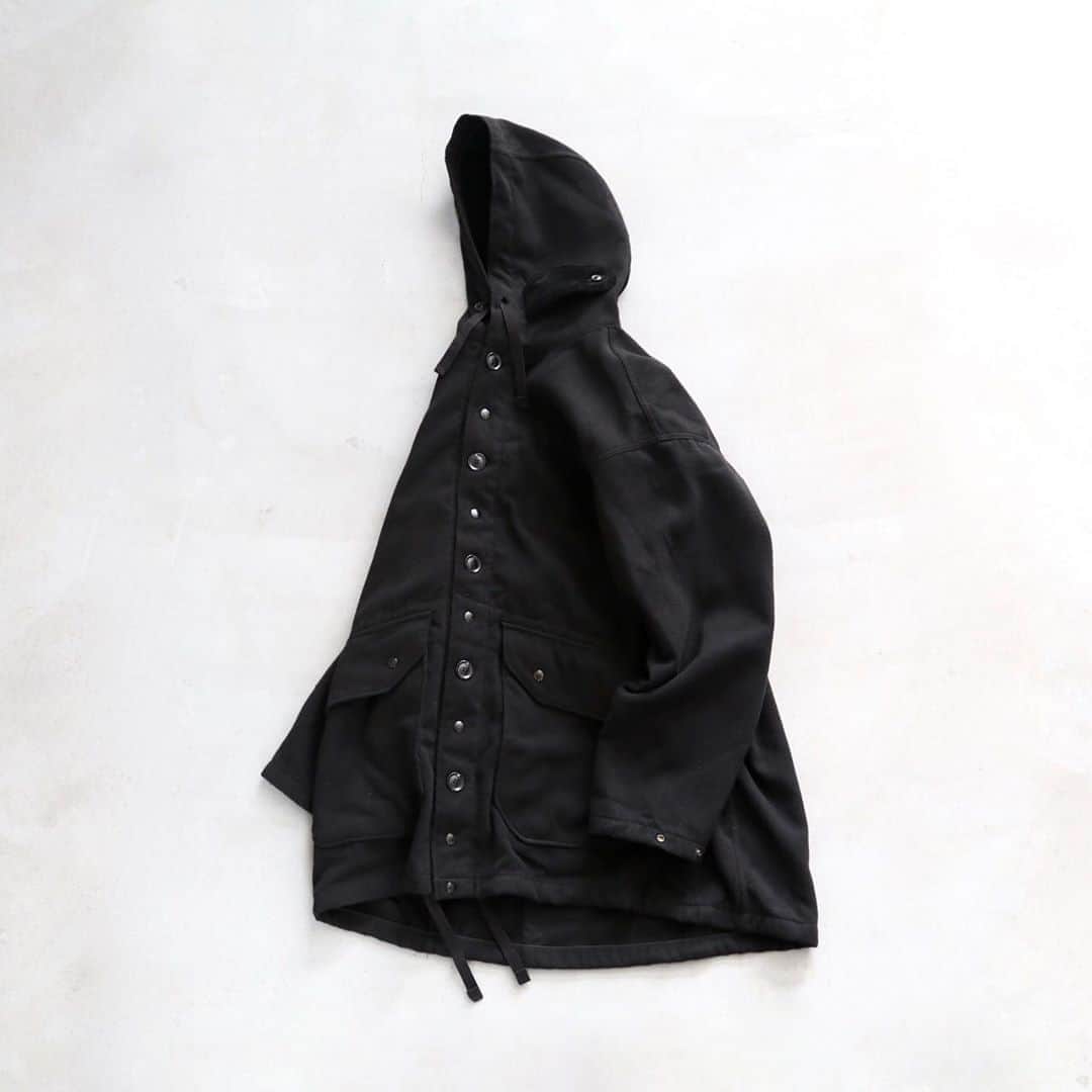 のインスタグラム：「［#20AW］ Engineered Garments / エンジニアードガーメンツ "Madison Parka - Fake Melton" ¥53,900- _ 〈online store / @digital_mountain〉 https://www.digital-mountain.net/shopdetail/000000012415/ _ 【オンラインストア#DigitalMountain へのご注文】 *24時間受付 *15時までのご注文で即日発送 *1万円以上ご購入で、送料無料 tel：084-973-8204 _ We can send your order overseas. Accepted payment method is by PayPal or credit card only. (AMEX is not accepted)  Ordering procedure details can be found here. >>http://www.digital-mountain.net/html/page56.html  _ #NEPENTHES #EngineeredGarments #ネペンテス #エンジニアードガーメンツ _ 本店：#WonderMountain  blog>> http://wm.digital-mountain.info _ 〒720-0044  広島県福山市笠岡町4-18  JR 「#福山駅」より徒歩10分 #ワンダーマウンテン #japan #hiroshima #福山 #福山市 #尾道 #倉敷 #鞆の浦 近く _ 系列店：@hacbywondermountain _」