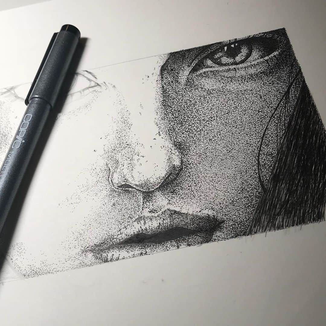 eyeronさんのインスタグラム写真 - (eyeronInstagram)「New work‼︎  #eyeron #ペン画 #落書き #アート #イラスト #Pointillism #drawing #illustration #design #sketch #copic」10月7日 6時10分 - sonarpocket_eyeron
