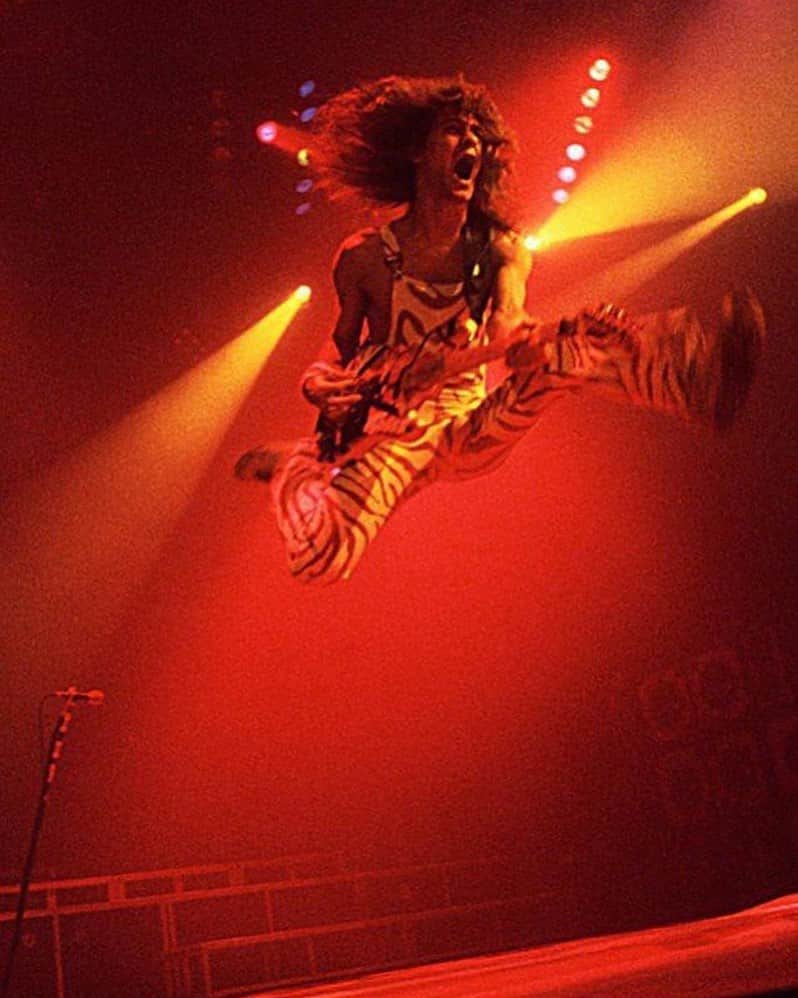 Zebraheadさんのインスタグラム写真 - (ZebraheadInstagram)「RIP to Eddie Van Halen!! We lost the best today!! He is Matty and Dan's favorite guitar player and a big influence on the band in genera!!! We'll be hitting a bottle of Jack in his honor today!!! Bottoms up Eddie!!! Fuck you 2020!!!!」10月7日 7時46分 - zebraheadofficial