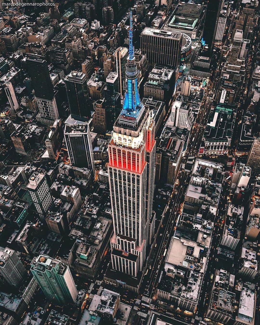 Empire State Buildingさんのインスタグラム写真 - (Empire State BuildingInstagram)「Celebrating the @nyrangers’ first overall draft pick @alexlaff11 with lights in red, white & blue tonight! #PlayLikeANewYorker #NYR ⠀⠀⠀⠀⠀⠀⠀⠀⠀ 📷: @marcodegennarophotos #EmpireStateBuilding」10月7日 8時21分 - empirestatebldg