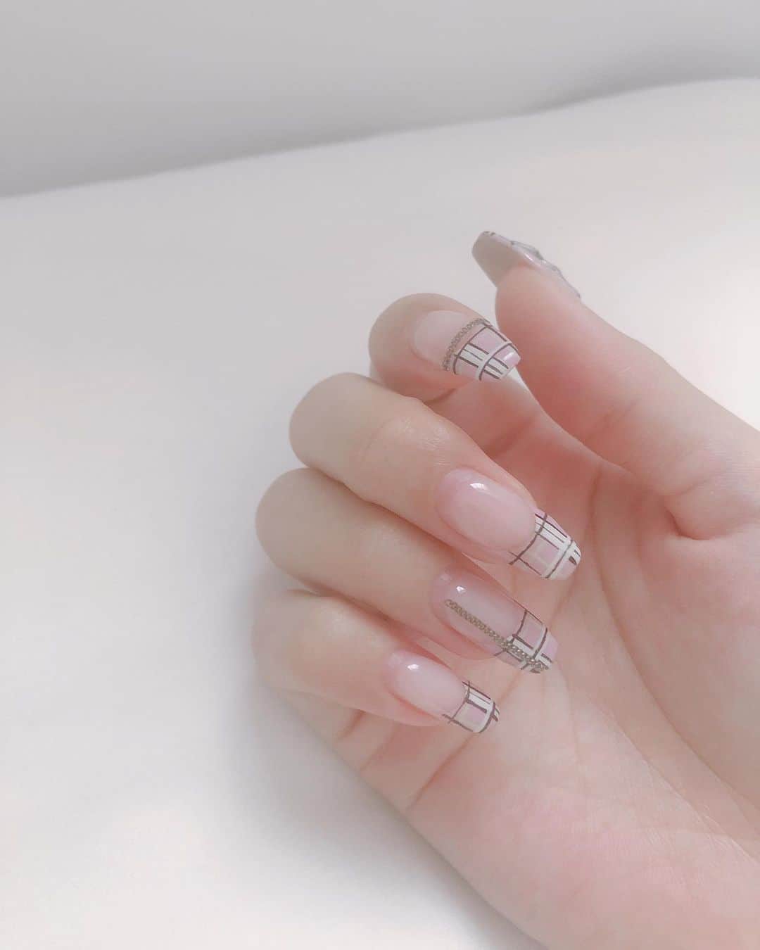 のインスタグラム：「. nail⛓💗  #nail #nailart #nails #naildesign」