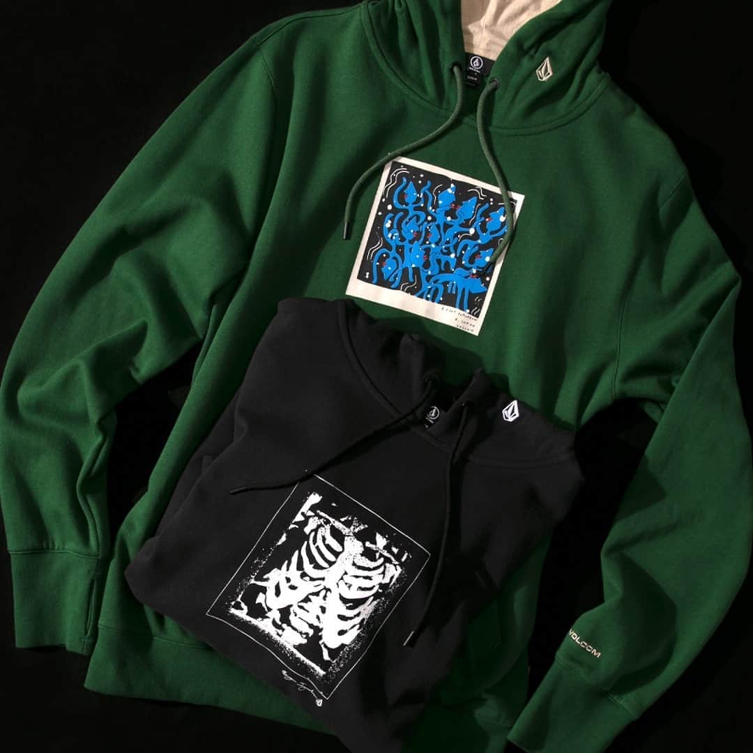 ボルコムのインスタグラム：「It's hoodie season! 🍂 🏔️ The @volcomsnow 'DI Pullover Hoodies' got you covered for fall or layering up on the mountain! #taptoshop or go to 👉  vol.cm/snow 👈 for more!」