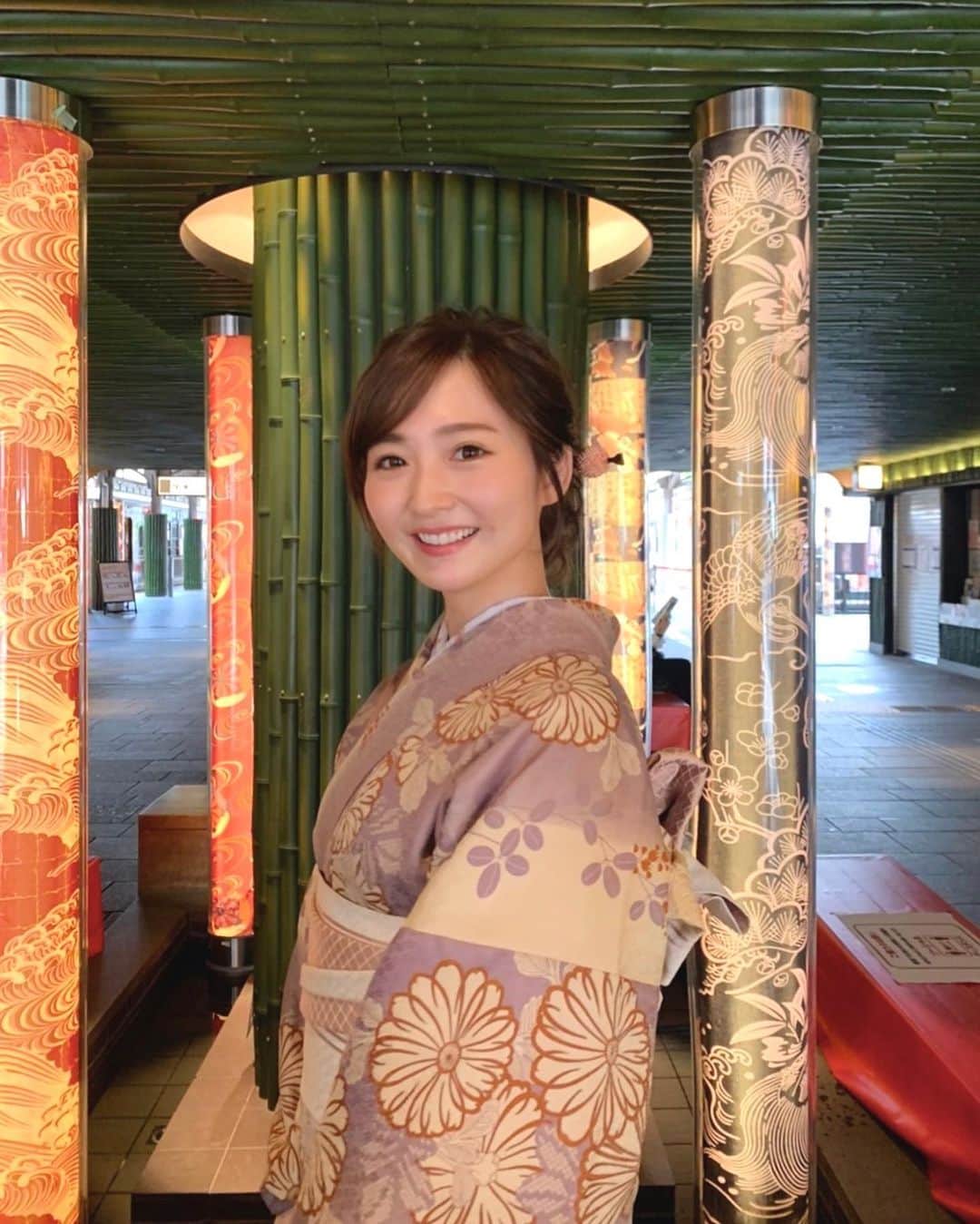 西村笑花さんのインスタグラム写真 - (西村笑花Instagram)「👘 ・ ・ お着物とっても迷ったけど 着たことのない色にしたくて紫を選びました☺️♡ 帯も髪の毛も可愛くしてもらえて嬉しかった♡ ・ 動画も少しあったのでリールにしてみました🍡✨ #京都 #京都旅行 #japan #kyoto #kyotojapan」10月7日 9時14分 - emika_nishimura
