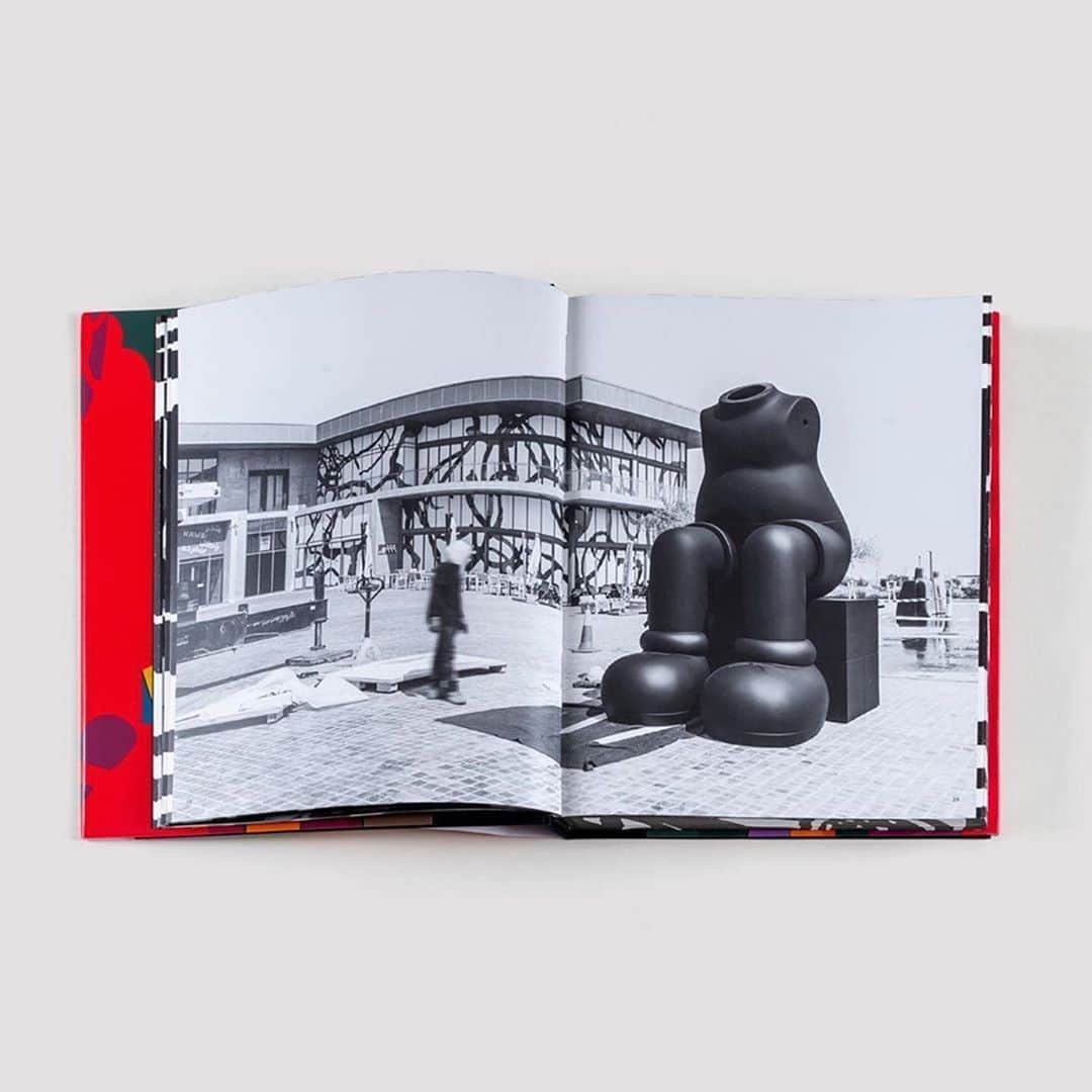 KAWSONEさんのインスタグラム写真 - (KAWSONEInstagram)「#Repost @artbook ・・・ Read all about the new #KAWS book @hypebeast !! #Repost ・・・ Silvana and Qatar Museums recently published an expansive, clothbound catalog to commemorate @KAWS’ “HE EATS ALONE” exhibition that took place at the Fire Station Museum in Doha, Qatar last year. The presentation featured over 40 significant pieces spanning abstract paintings, large-scale Companion sculptures, and the Brooklyn artist’s slew of commercial collaborations spanning sneakers, skateboards and other related ephemera.⁠⠀ ⁠⠀ Click the link in the @artbook bio to learn more.⁠⠀  @silvanaeditoriale @qatar_museums #kaws ⁠⠀ Photos: Courtesy @artbook」10月7日 9時35分 - kaws